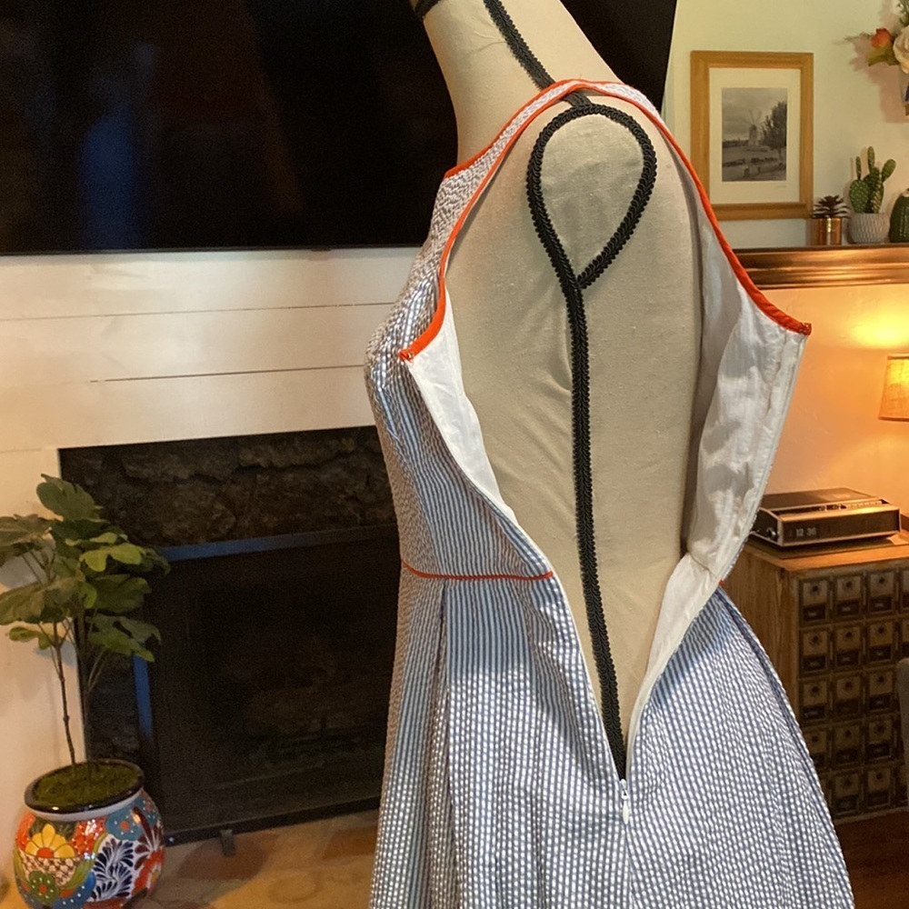 New seersucker sleeveless dress - Picture 7 of 11